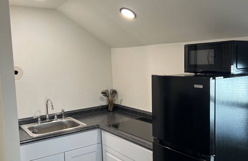 Shaver Lake Apartment | Cozy Shaver Studio