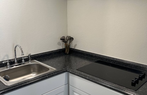 Shaver Lake Apartment | Cozy Shaver Studio