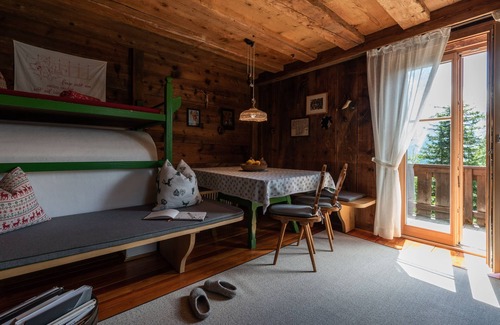 Casola Ski Chalet | cozy Ski Lodge directly on the slopes of Kronplatz