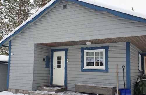 Stoten House | Cozy ski lodge with 3 bedrooms, sauna, fireplace and internet