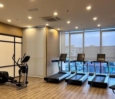 Bukit Indah Apartment | Cozy Sky Trees Bukit Indah Nflix HBO Disney l Pool B8