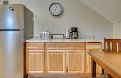 Kalifornsky Apartment | Cozy Soldotna Vacation Rental Near Kenai River!