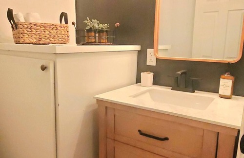St. George Apartment | Cozy South County Condon