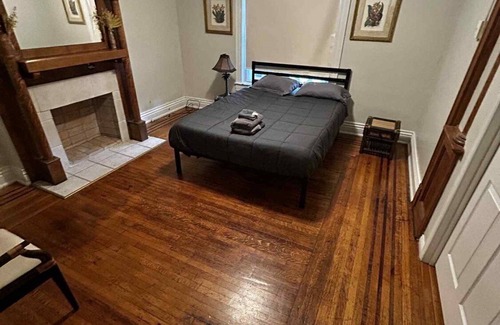 Cherokee Triangle Apartment | Cozy & Spacious 4BR Home in the Highlands!