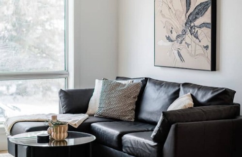 Winnipeg House | Cozy Stay Near Airport|Bright, Clean and Peaceful!