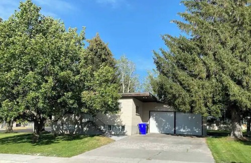 Rexburg House | Cozy Stay Near National Parks & BYUI - Sleeps 6
