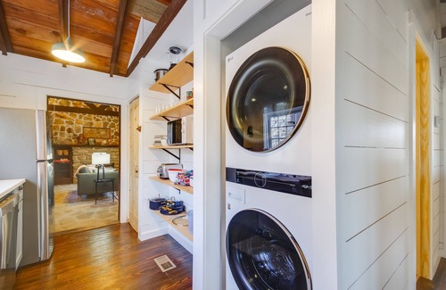 Cook Station House | Cozy Steelville Retreat: River + Trail Access!