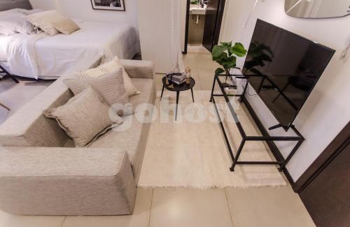 Asuncion Hotel | Cozy Studio 2 Blocks From Shopping Del Sol
