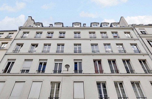 Quartier de la Porte-Saint-Denis Apartment | Cozy Studio - 2P - Gare de L'est