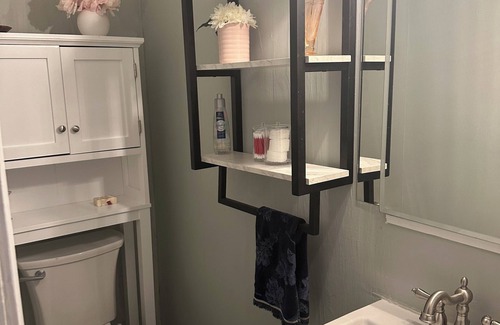 Seminary House | Cozy studio apartment just outside of Hattisburg in a country setting!