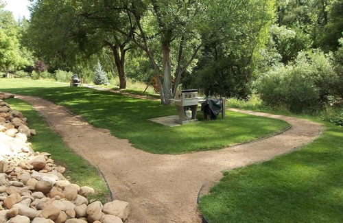 Kohls Ranch Apartment | Cozy Studio at Base of Mogollon Rim w/Resort Pool, WiFi & More!