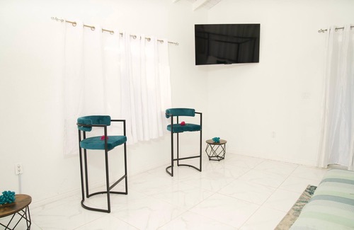 Discovery Bay Apartment | Cozy Studio in Delightful Providenciales with WiFi, AC