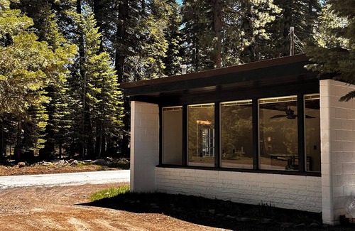 Westwood Cabin | Cozy studio in the woods