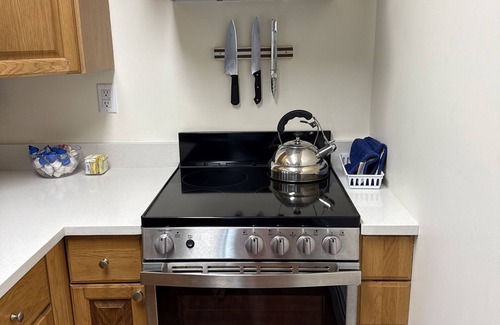 Vineyard Haven Apartment | Cozy studio with AC,WiFi, full kitchen, private entry great for couples vacation