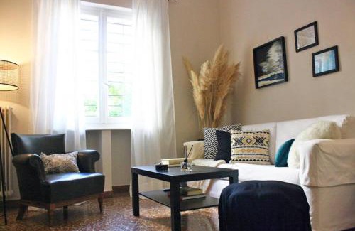 Athens Apartment | COZY Stylish Apt., 800m to METRO, 2min to Highway