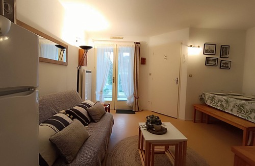 Saint-Brevin-l'Ocean Apartment | Cozy T2 Apartment Near Beach, Shops & Activities in Saint-Brevin-l'Océan