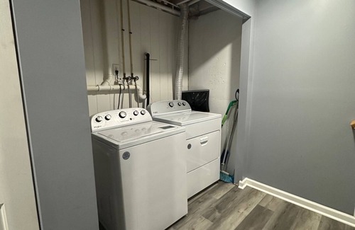 Bear House | Cozy Townhome in Bear, DE. Close to UD, Christiana Mall & Christiana hospital!