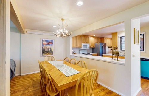 Jackson Hole House | Cozy townhome with fireplace, deck, WIFI, mountain views, great location