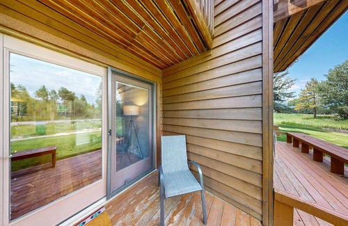 Jackson Hole House | Cozy townhome with fireplace, deck, WIFI, mountain views, great location