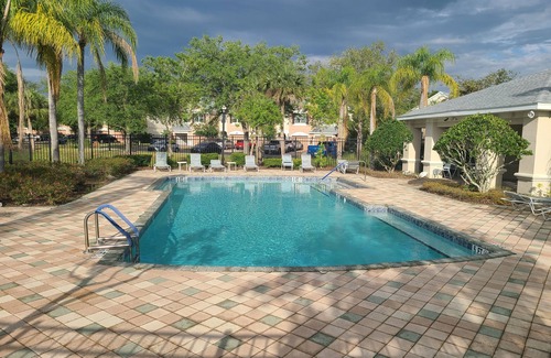 Wesley Chapel House | Cozy Townhouse 5 mins from Restaurants & Outlets, 20 mins from Downtown Tampa