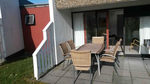 Allinge Apartment | Cozy Townhouse In Allinge