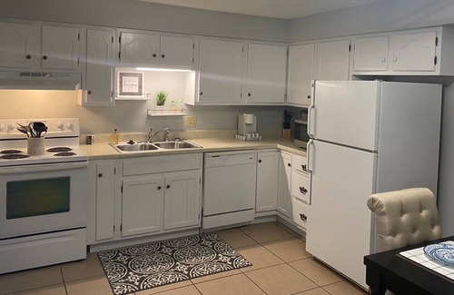 Sikeston House | Cozy townhouse minutes from Historic Downtown Sikeston