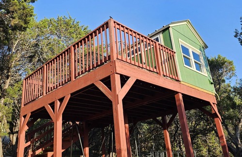 Killeen Cabin | Cozy Treehouse By Reese Creek