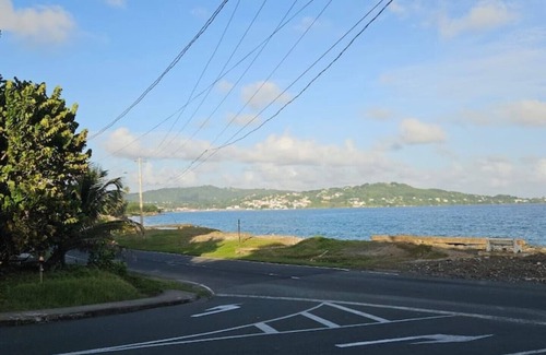 Lambeau Apartment | Cozy two bedroom apartment