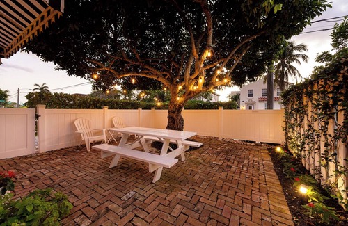 Delray Beach Cottage | Cozy two bedroom with a private porch in Delray's Hottest Neighborhood