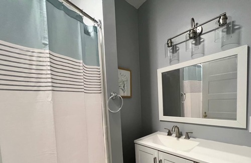 East Carrollton House | Cozy Uptown NOLA - 1 Bedroom