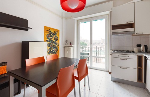 Milan Apartment | Cozy urban oasis between Metro M1 and San Siro