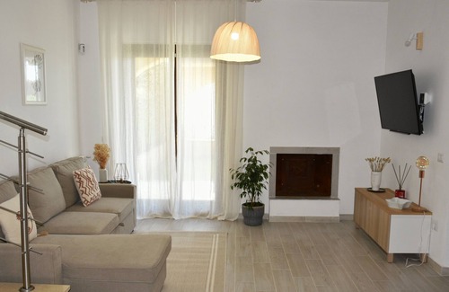 San Lorenzo Nuovo Villa | Cozy Villa 5 min from Lake Bolsena, relax between nature and villages.