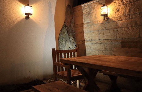 Vilsbiburg Apartment | Cozy wedding chalet (24sqm) for up to 4 people
