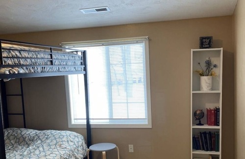 Rexburg House | CozyHome with hot-tub, Byui, Yellowstone, Targhee, Kelly canyon