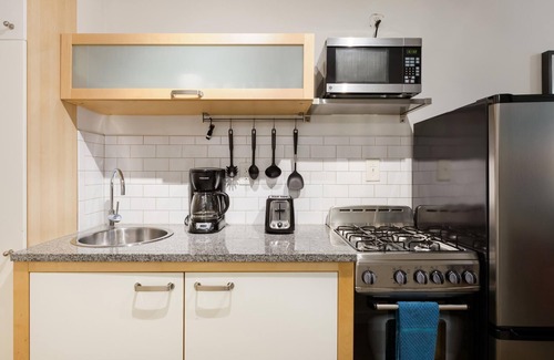 Brookwood Apartment | CPF Safe Studio Near Piedmont Hospital Perfect for Travel Nurses