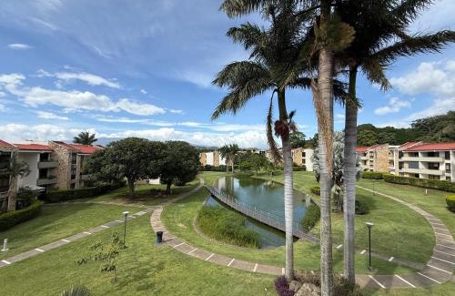 Santa Ana Apartment | CR MARIPOSA RENTALS Brand New lake view Penthouse with office space