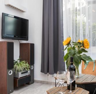 Piasek Południe Apartment | Cracow Best Location Apartment with Garden by Cozyplace