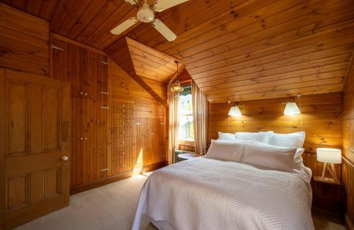 Mount Macedon House | Craignair Cottage