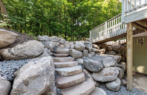 Longville House | Create Lasting Memories: Stay at our Cozy 4-Bedroom Cabin on a Small Lake