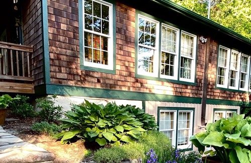 Swannanoa Cabin | Creative & Sophisticated Retreat Between Asheville and Black Mountain