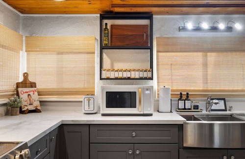 Hoodsport Cabin | Creek-side oasis! Newly renovated home w/hot tub & barrel sauna!