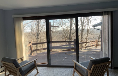 Conneaut House | Creek side retreat and breathtaking views! Moments from hunting and fishing!