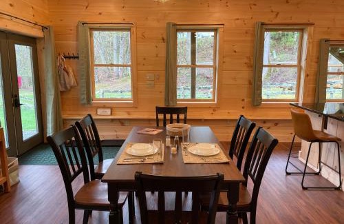 Boone Apartment | Creekside Getaway - King Bed - Full Kitchen