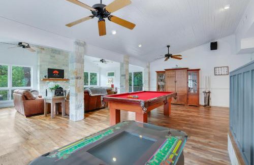Wimberley House | Creekside Retreat