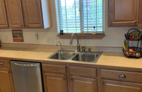 Florence House | Creekside Tranquility, Spacious Home & Property Within 20 Minutes From Missoula