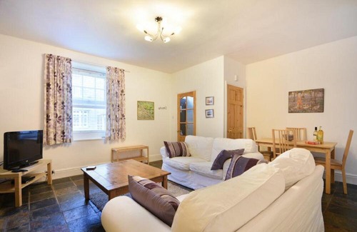 South Charlton House | Crier Cottage