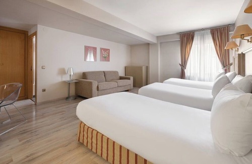 Burgos Hotel | Crisol Almirante Bonifaz