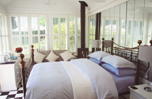 Painswick Bed & Breakfast | Croft House Guest Suite