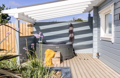Braunton House | Croftner, Great Field Lodges - a lodge that sleeps 2 guests in 1 bedroom