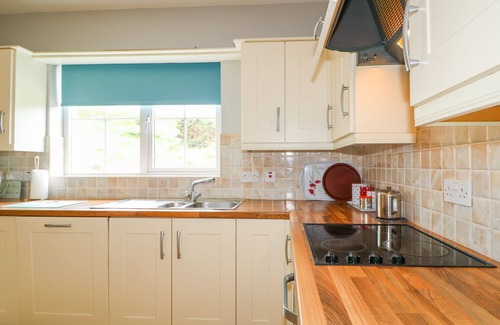 Donegal House | CROGHAN, pet friendly, with open fire in Portsalon, County Donegal